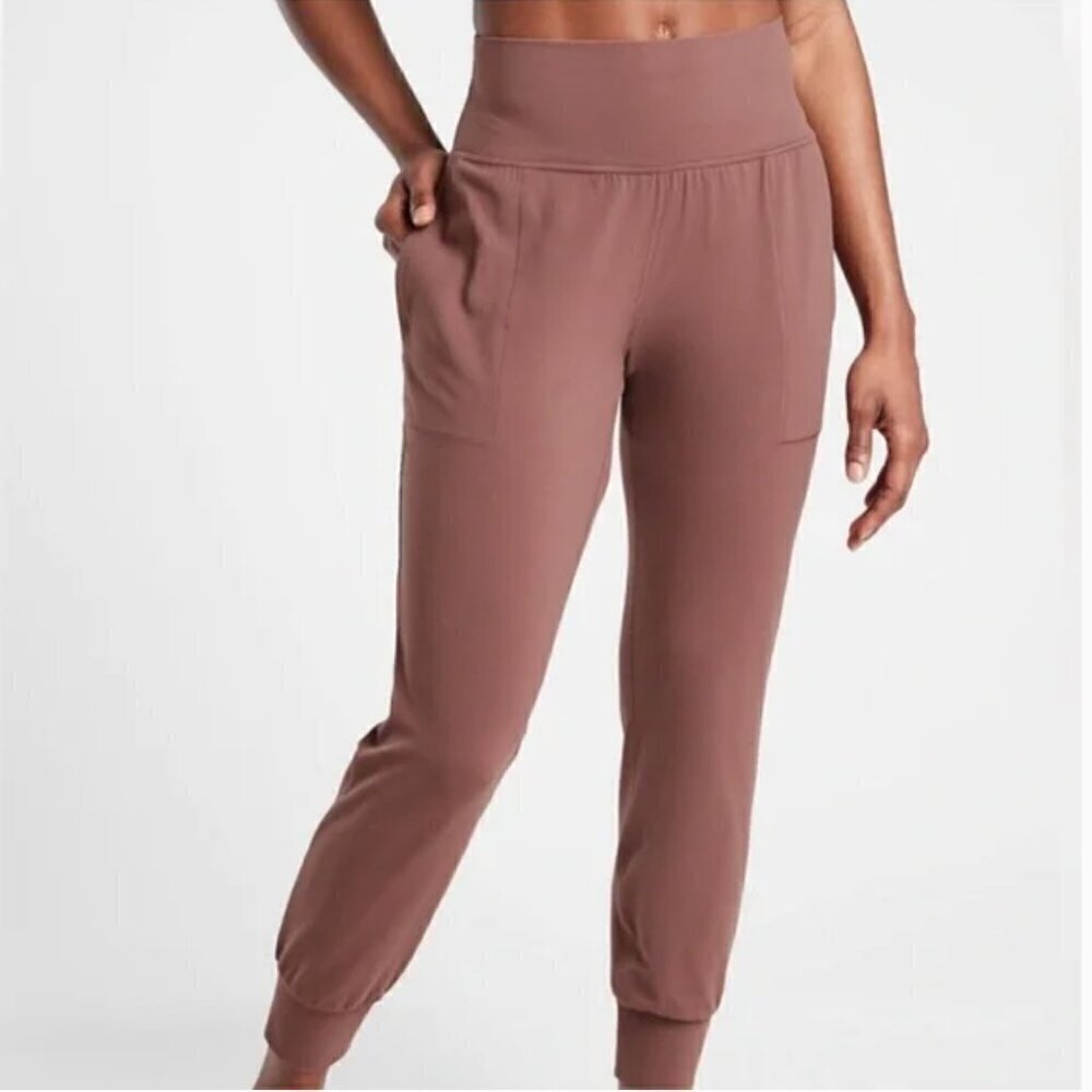 ** Athleta SALUTATION JOGGER IN POWERVITA, SIZE XS Mauve